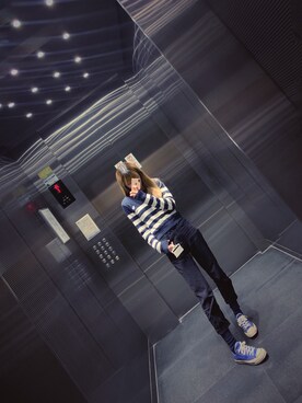 「Abercrombie&Fitch（アバークロンビーアンドフィッチ）のアイテム（ニット/セーター）」を使った、Shellさん（レディース・165cm）の冬コーディネート