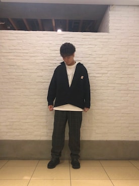 「Gramicci（グラミチ）のGRAMICCI/グラミチ　WOOL BLEND TUCK TAPERD PANTS/ウールブレンドタックテーパードパンツ　GMP-19F010（その他パンツ、グレー系）」を使った、さのさん（メンズ・175cm）の秋コーディネート