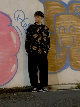 「柄シャツ」｜MELO×YHさん（メンズ・181cm）の冬コーディネート