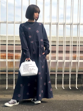 「CONVERSE STARS（コンバーススターズ）のアイテム」を使った、じゅんなさん（レディース・153cm）の秋コーディネート