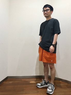 「DANTON（ダントン）のアイテム（パンツ）」を使った、KANEKO TAKUYAさん（メンズ・165cm）の夏コーディネート