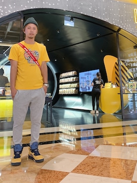 「HUF（ハフ）のアイテム（バッグ）」を使った、MEGさん（メンズ・172cm）の秋コーディネート