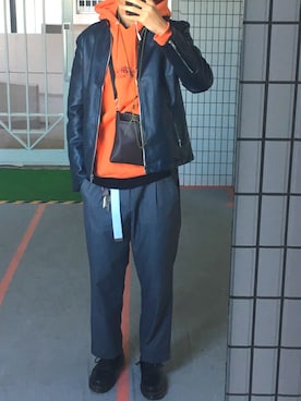 「ドクターマーチン3ホール」｜「アイテム（ライダースジャケット）」を使った、makiさん（メンズ・175cm）の春コーディネート