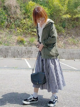 「スカラップ」｜「アイテム（ミリタリージャケット）」を使った、piiiikoさん（レディース・152cm）の春コーディネート