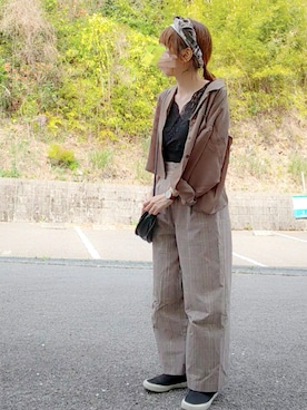 「earth music&ecology（アースミュージックアンドエコロジー）のアイテム（スリッポン、ブラック系）」を使った、piiiikoさん（レディース・152cm）の春コーディネート