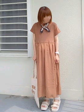 「DHOLIC（ディーホリック）のアイテム（ストール/ショール）」を使った、piiiikoさん（レディース・152cm）の夏コーディネート