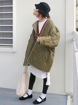 「ニットベスト」｜「アイテム（ノーカラージャケット）」を使った、piiiikoさん（レディース・152cm）の冬コーディネート