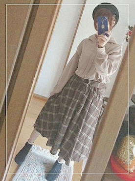 「Aラインスカート」｜「アイテム（ハンチング/ベレー帽）」を使った、東雲さん（レディース・154cm）の秋コーディネート