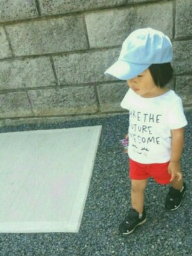 「babygap」｜「アイテム（チノパンツ）」を使った、rinnさん（キッズ・90cm）の夏コーディネート