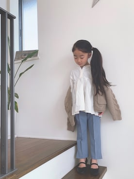 「ブルー x ホワイト」｜「アイテム（バレエシューズ）」を使った、rinnさん（キッズ・110cm）の春コーディネート