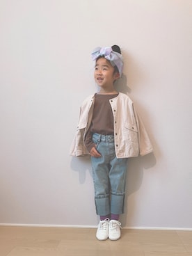 「ヘアバンド」｜「アイテム（ノーカラージャケット）」を使った、rinnさん（キッズ・110cm）の春コーディネート
