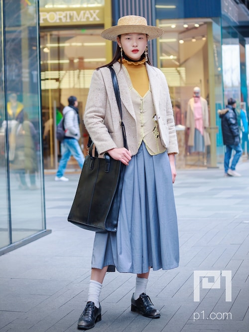 脸女さんのコーディネート