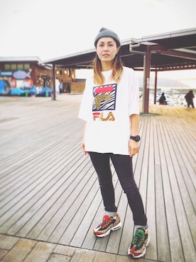 「X-girl（エックスガール）のアイテム（ニットキャップ/ビーニー、グレー系）」を使った、ABさん（レディース・156cm）の秋コーディネート