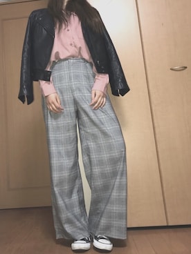 「ピンクシャツ」｜「アイテム（ライダースジャケット）」を使った、히나／Hinaさん（レディース・164cm）の春コーディネート