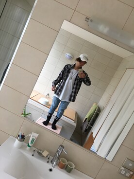 「Factorie（ファクトリエ）のアイテム」を使った、Lintaro Yodaさん（メンズ・170cm）の秋コーディネート