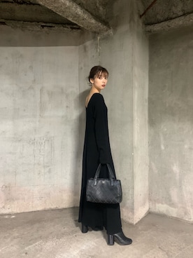 「AKTE（アクテ）のアイテム」を使った、谷川菜奈さん（レディース・153cm）の秋コーディネート