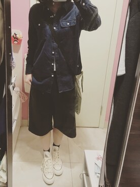 「CONVERSE（コンバース）のアイテム（スニーカー、ホワイト系）」を使った、tenderさん（レディース・153cm）の秋コーディネート