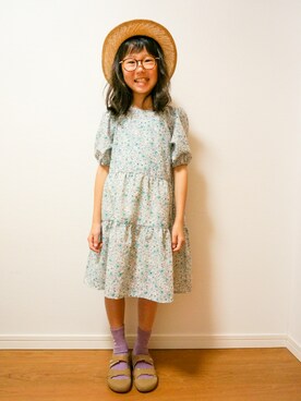 「アイテム（サンダル）」を使った、sakana さん（キッズ・120cm）の春コーディネート