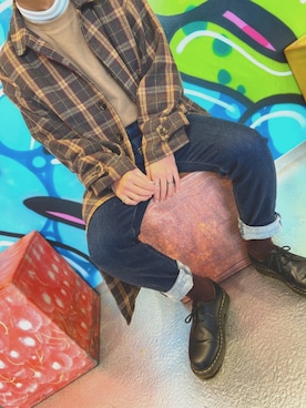 「kutir（クティール）のアイテム（チェスターコート）」を使った、Eiさん（メンズ・170cm）の冬コーディネート