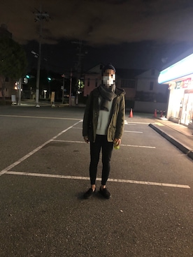 「アイテム（スウェットパンツ）」を使った、youke73さん（メンズ・179cm）の冬コーディネート