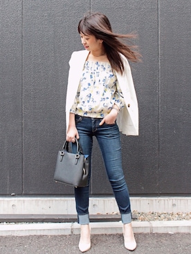 袖ロールアップテーラードジャケットを使ったレディース人気ファッションコーディネート Wear