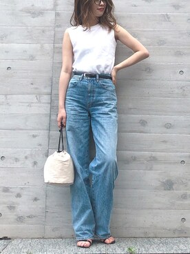 「UNIQLO（ユニクロ）のハイライズワイドストレートジーンズ（デニムパンツ）」を使った、YUNAさん（レディース・163cm）の春コーディネート