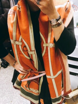 「COS（コス）のアイテム（ニット/セーター、ブラック系）」を使った、苯蛋Yさん（レディース・165cm）の冬コーディネート