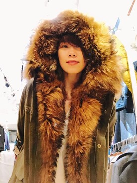 「ZARA（ザラ）のアイテム（シャツ/ブラウス、ホワイト系）」を使った、苯蛋Yさん（レディース・165cm）の冬コーディネート