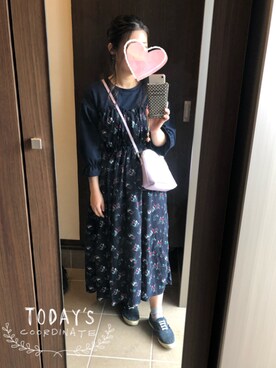 「4℃（ヨンドシー）のアイテム（バッグ）」を使った、桜咲さん（レディース・157cm）の春コーディネート