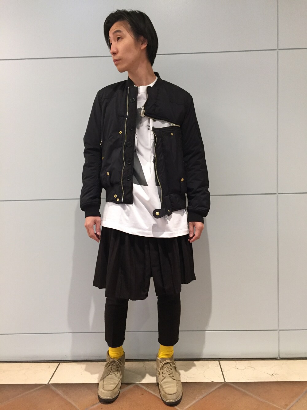 「RAF SIMONS、ROBERT MAPPLETHORPE、TAKAHIROMIYASHITA The SoloIst. 、LAITINEN、PIERRE HARDY」｜「TAKAHIROMIYASHITATheSoloIst.のアイテム（ジャケット/アウター、ブラック系）」を使った、fujisakiさん（メンズ・172cm）の冬コーディネートの1枚目の写真
