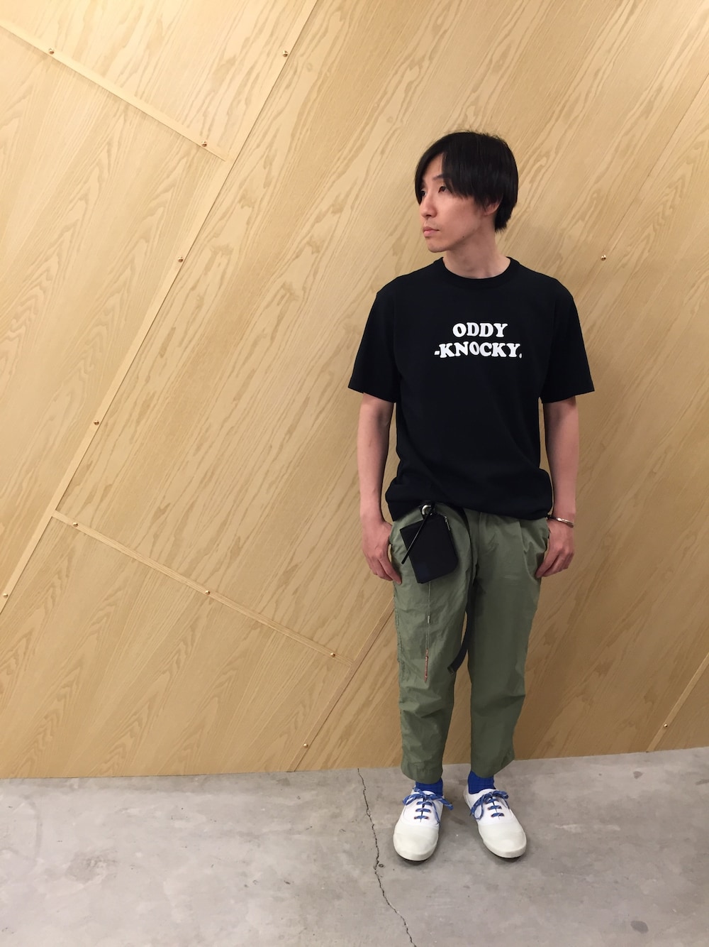 「sacai、kolor、LANVIN、DIET BUTCHER SLIM SKIN、夏コーデ、シンプル、ブラック、休日スタイル、カジュアル、スニーカー」｜「SacaiのSacai - Oddy Knocky Tシャツ - men - コットン - 4（Tシャツ/カットソー、ブラック系）」を使った、fujisakiさん（メンズ・172cm）の夏コーディネートの1枚目の写真