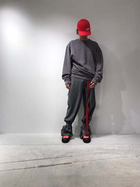 「off white（オフホワイト）のアイテム（パンツ）」を使った、fujisakiさん（メンズ・172cm）の夏コーディネート