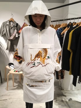 「doublet（ダブレット）のアイテム（Tシャツ/カットソー）」を使った、fujisakiさん（メンズ・172cm）の春コーディネート
