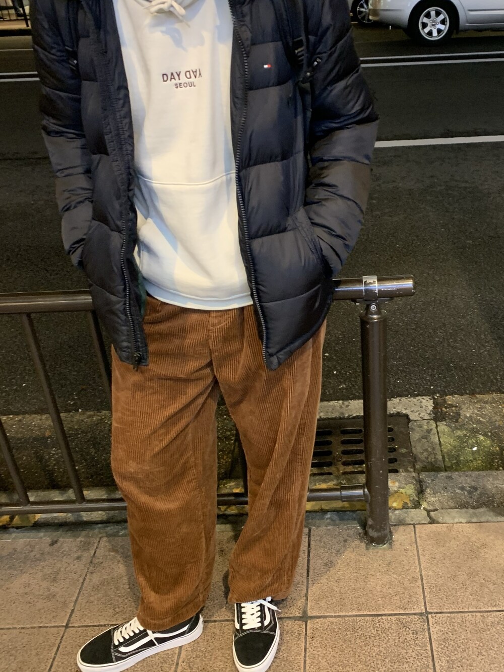 「DAYDAY、冬のコーデ、コーデュロイ」｜「RAGEBLUEのコーデュロイワイドパンツ/847460（その他パンツ、ブラウン系）」を使った、Sotaさん（メンズ・179cm）の冬コーディネートの1枚目の写真
