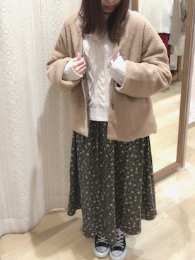 「earth music&ecology（アースミュージックアンドエコロジー）のアイテム（ダウンジャケット/コート）」を使った、mikaさん（レディース・158cm）の秋コーディネート