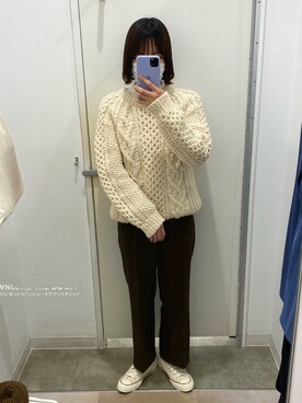 「チャックテイラー」｜「アイテム（スラックス）」を使った、ayu さん（レディース・160cm）の冬コーディネート
