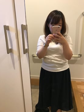 「MAJESTIC LEGON（マジェスティックレゴン）のウエストシャーリングヘムスカート（スカート、ブルー系）」を使った、kiyaさん（レディース）の夏コーディネート