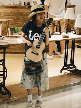 「Lee（リー）のアイテム（Tシャツ/カットソー）」を使った、Shu&Yeenさん（キッズ・132cm）の春コーディネート