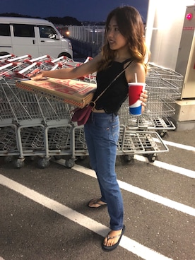 「Abercrombie&Fitch（アバークロンビーアンドフィッチ）のアイテム（サンダル）」を使った、YUKAさん（レディース・160cm）の夏コーディネート