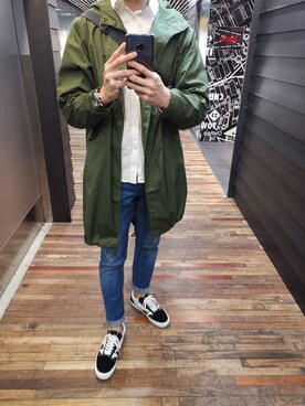 「PULL&BEAR（プルアンドベア）のアイテム（デニムパンツ）」を使った、Ryan SOさん（メンズ・182cm）の冬コーディネート