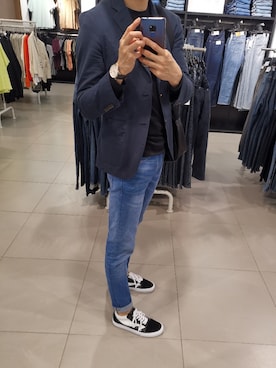 「PULL&BEAR（プルアンドベア）のアイテム（デニムパンツ）」を使った、Ryan SOさん（メンズ・182cm）の冬コーディネート