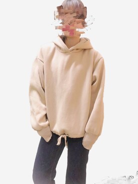 「titivate（ティティベイト）のアイテム（パーカー）」を使った、mimi♥さん（レディース・157cm）の冬コーディネート