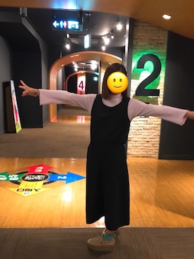 「パープル×黒」｜「アイテム（オールインワン・サロペット）」を使った、あーやさん（レディース・158cm）の秋コーディネート