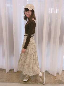 「nice claup」｜「アイテム（キャップ）」を使った、ま つ ゆ か ◡̈*さん（レディース・166cm）の秋コーディネート