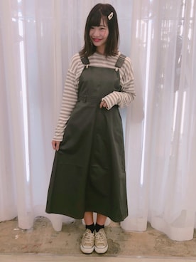 「nice claup」｜「アイテム（ジャンパースカート）」を使った、ま つ ゆ か ◡̈*さん（レディース・166cm）の秋コーディネート