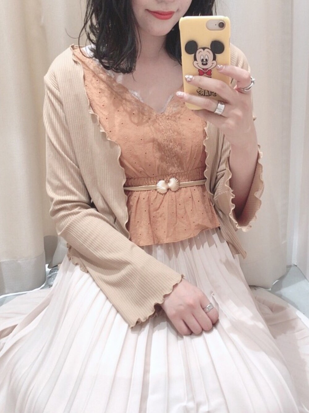 「ナイスクラップ、nice claup、one after another NICE CLAUP、大人コーデ、カーディガン、ビスチェ、プリーツスカート、キレイめ、おしゃれさんと繋がりたい、ウエストマーク」｜「one after another NICE CLAUPのレースビスチェセットテレコカーディガン（アンサンブル、ブラウン系）」を使った、ま つ ゆ か ◡̈*さん（レディース・168cm）の夏コーディネートの1枚目の写真