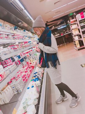 「MONKI（モンキ）のアイテム（マフラー）」を使った、Liiiさん（レディース・160cm）の冬コーディネート