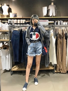 「moussy」｜「アイテム（スリッポン）」を使った、Liiiさん（レディース・160cm）の春コーディネート