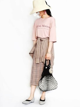 「NETSTAR（ネットスター）のアイテム（Tシャツ/カットソー）」を使った、葉月さん（レディース・153cm）の夏コーディネート