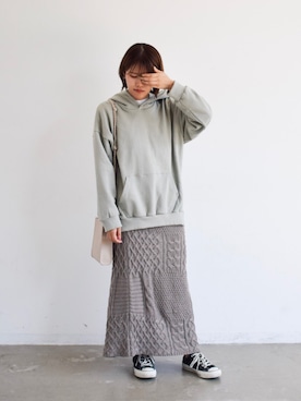 「アイテム（パーカー、グリーン系）」を使った、tamaruさん（レディース・155cm）の秋コーディネート